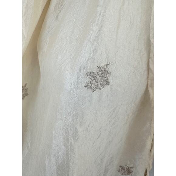 Vintage 60s 100% SILK Ivory rectangular head scarf Gold Thread HAND WOVEN - Picture 3 of 10